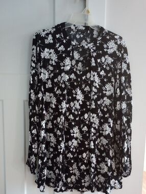 Lane Bryant Black and White Floral Blouse